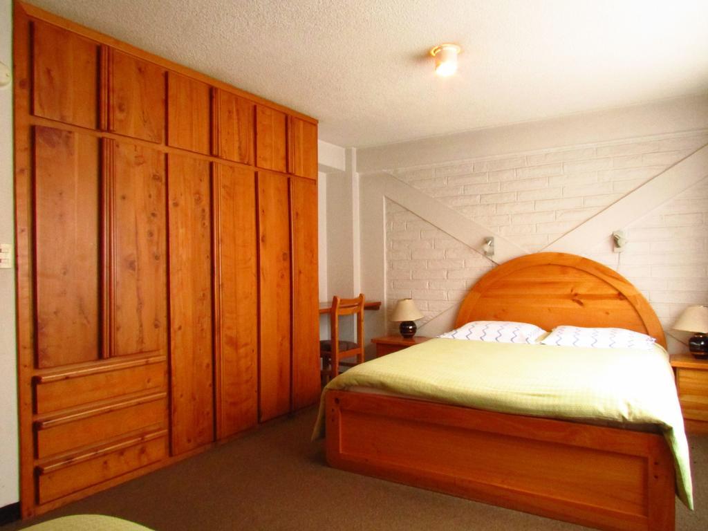 Apartamentos Los Quipus Quito Cameră foto