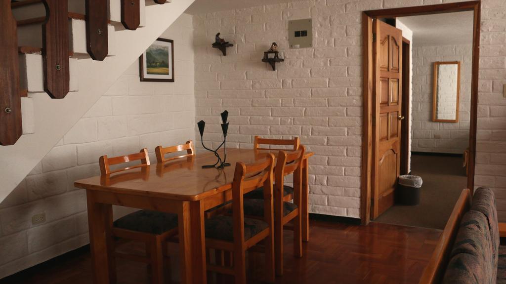 Apartamentos Los Quipus Quito Cameră foto